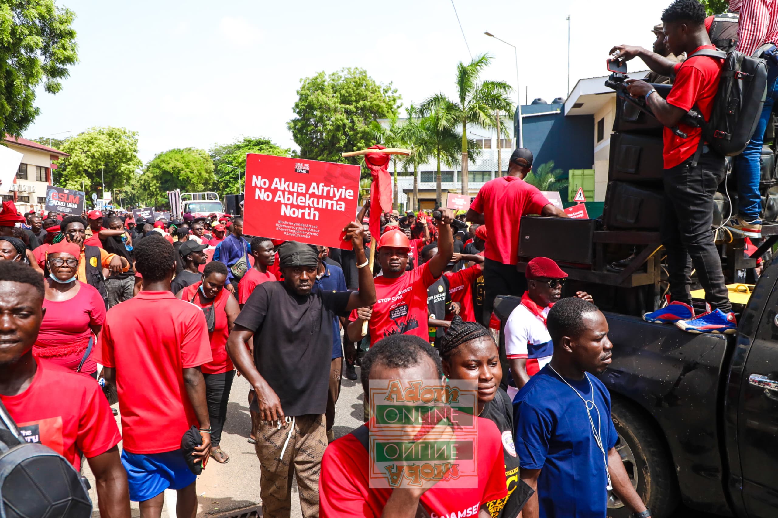 Demo against suspension of Chief Justice