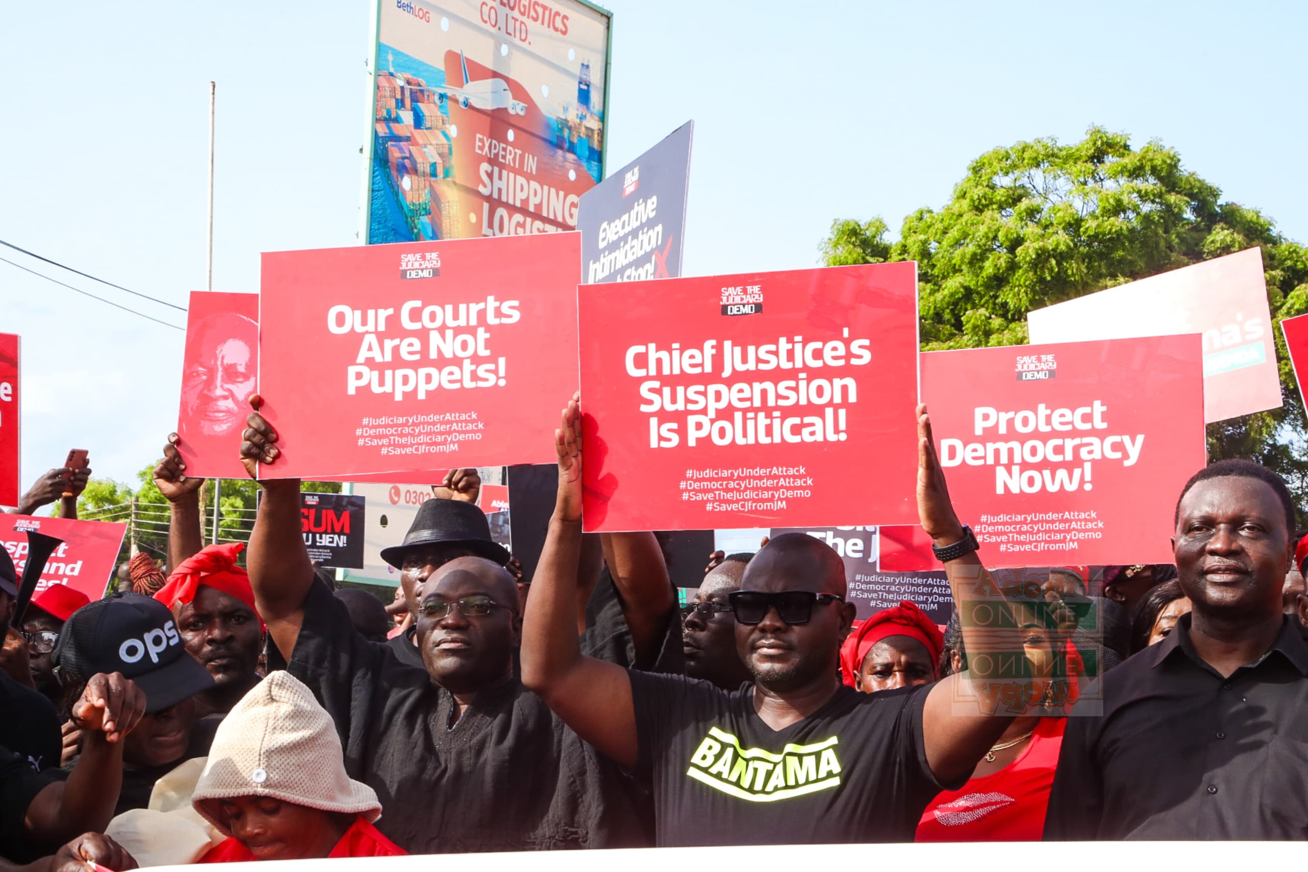 Demo against suspension of Chief Justice #SaveTheJudiciaryDemo