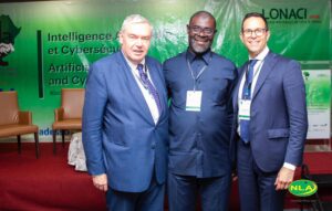 Director General of NLA (middle), Mohammed Abdul-Salam, flanked by some members of ALA