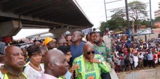 Akufo Addo tours drainage system