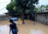 residents angry in flood areas