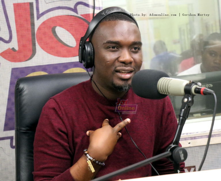 Joe Mettle confirms wedding with latest photo