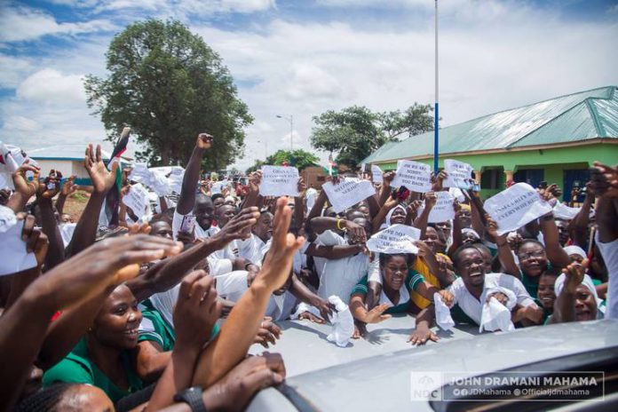 Trainee nurses threatened to vote against Mahama in 2016 for withdrawing their allowances.