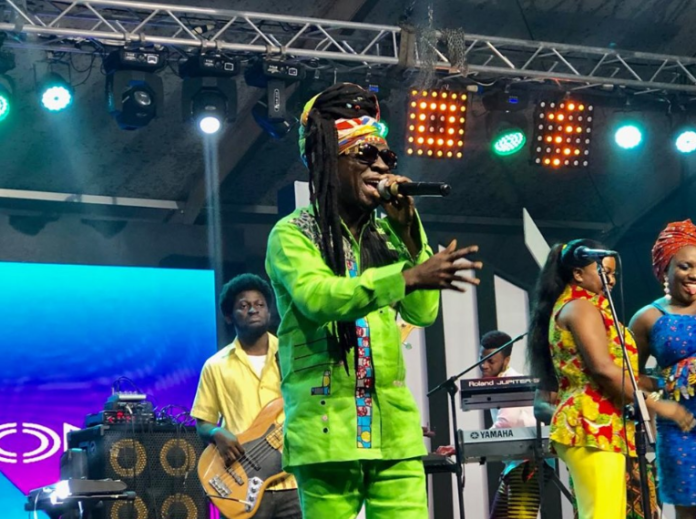 Kojo Antwi performs at Ghana World Music Festival 2019 | Photo credit: Dennis Adu/ Adomonline.com