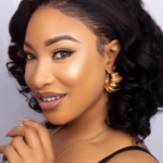 Popular actress mistakenly gives free show to fans during exercise session