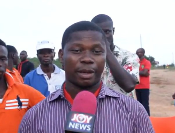 The residents say they are traumatised by the presence of the armed military personnel.