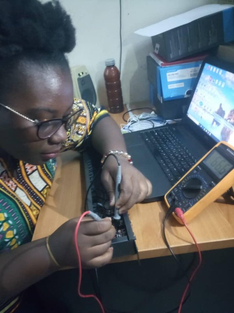 Arts biased 20-year-old student ends up in engineering, the story of Juliana