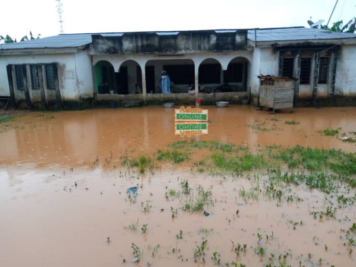 flood building collapse