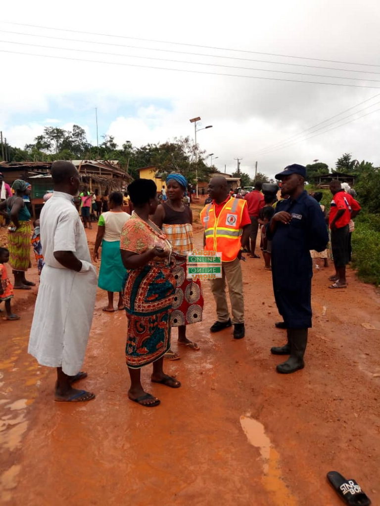 flood building collapse