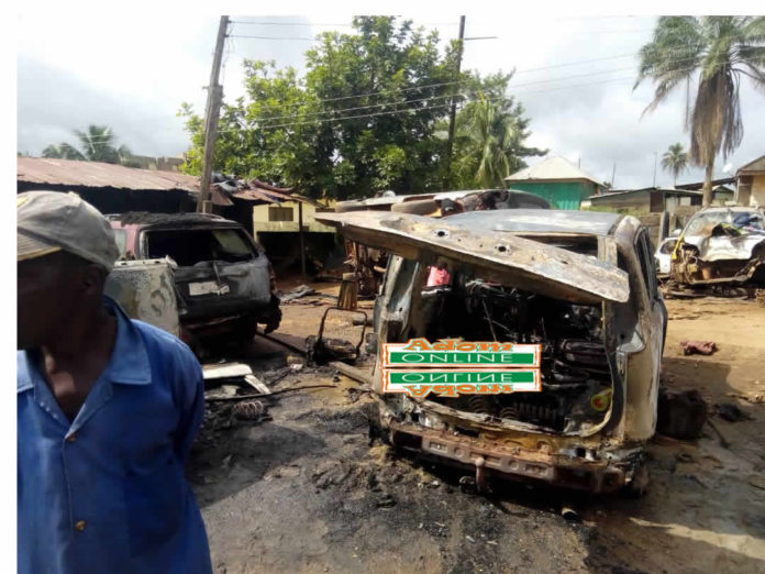 cars burnt cars burnt