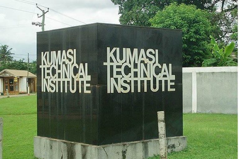 KTI students sell school gate to scrap dealer