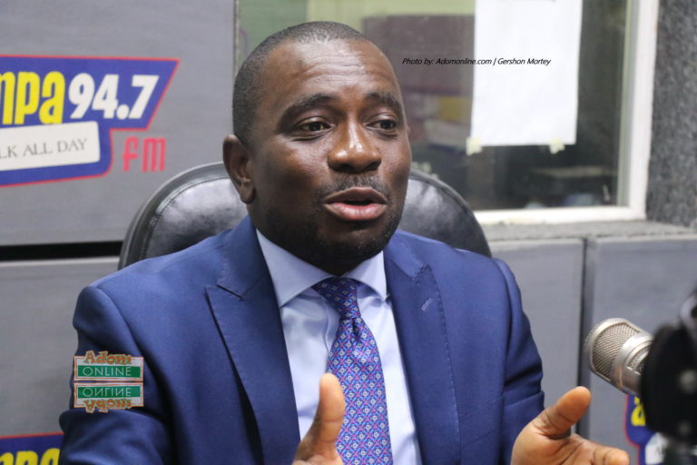 Govt sets 2022 target to be self-sufficient in rice production