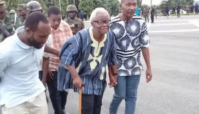 Charles Komi Kudzordzi [with walking stick] declared Western Togoland independent on November 16