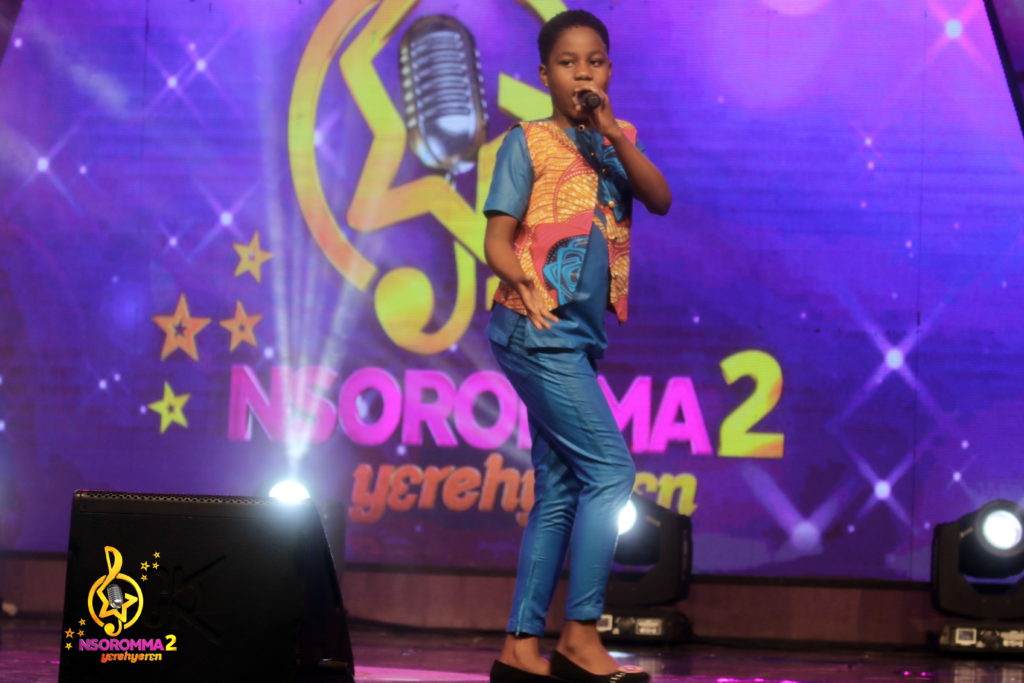  Millicent Asomaning performs 'Mpena Twe' by Smart Nkansah 