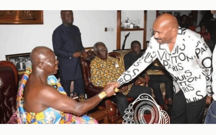 Photo: Steve Harvey meets ex-president Kufuor, Asantehene Otumfuo