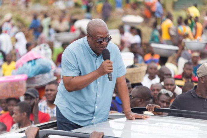 Economy is not doing well, fix it - Mahama charges Akufo-Addo