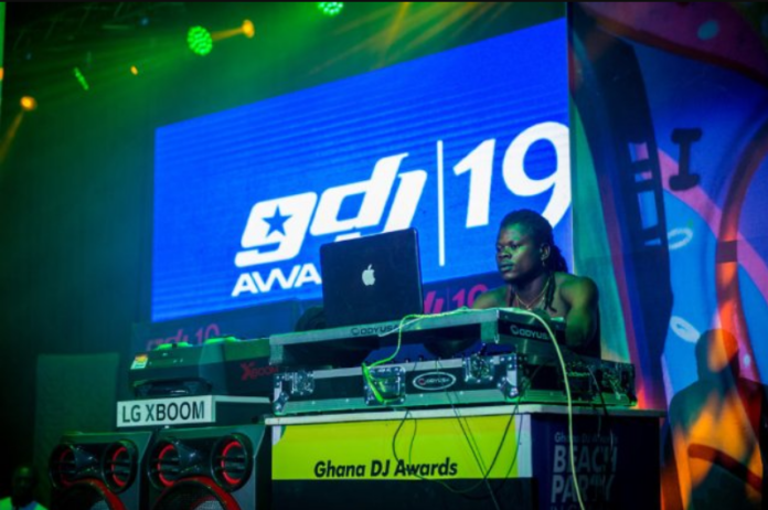 DJ Seihor performs at 2019 Ghana DJ Awards