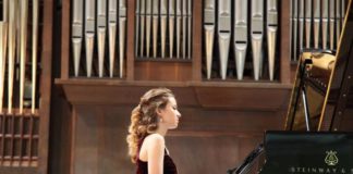 Elina studied at the world famous Moscow State Tchaikovsky Conservatory (Image: social media / east2west news)