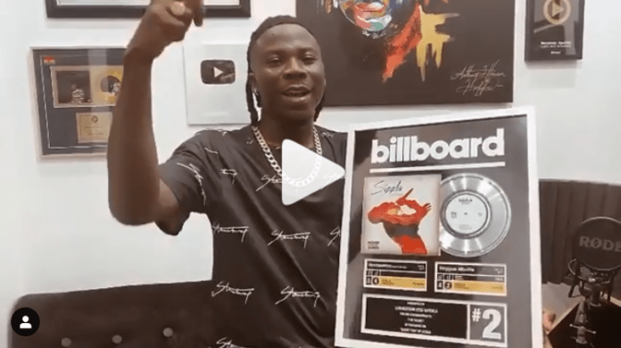 Stonebwoy becomes first Ghanaian to win a billboard plaque