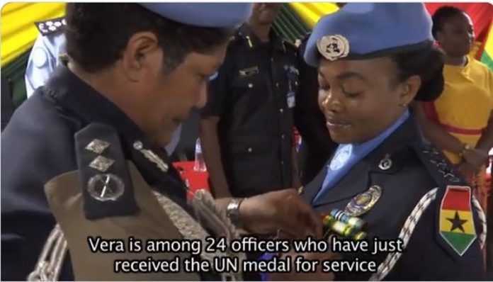 police officers get UN medal