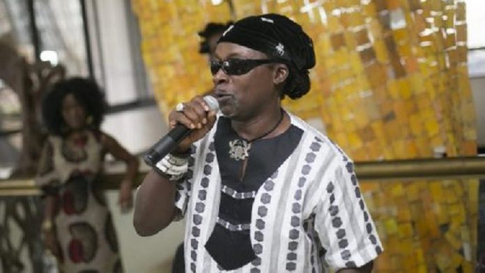 Ace musician, Amandzeba