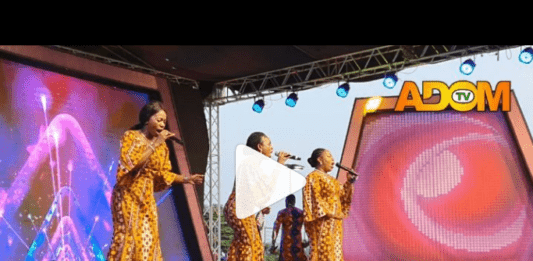 Daughters of Glorious Jesus opens up show with great performance