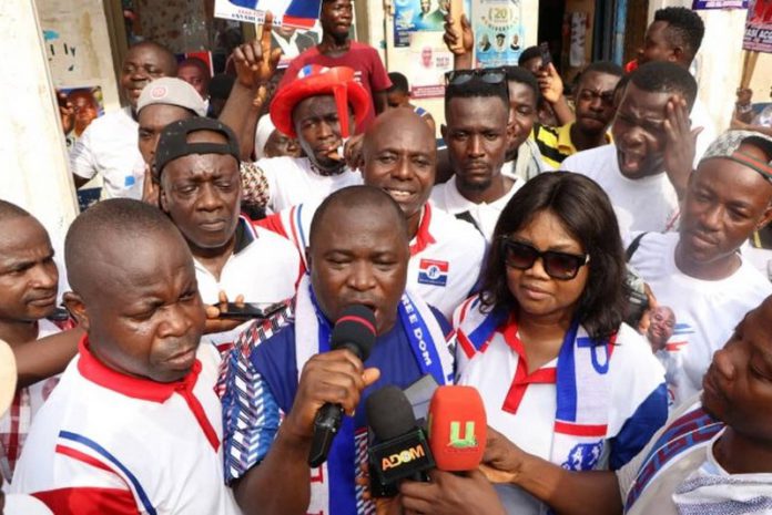 Alexander Akwasi Acquah says the decision to enter into politics is not to enrich himself but to serve the people of Akyem Oda.