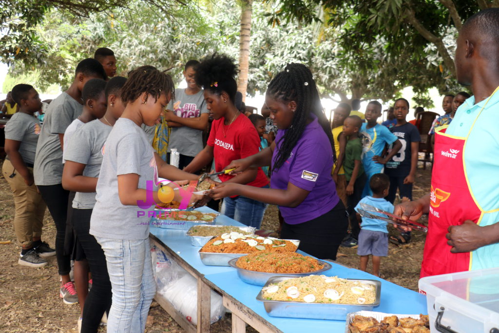 Joy Prime's Big Chef team cooks for Village of Hope Orphanage