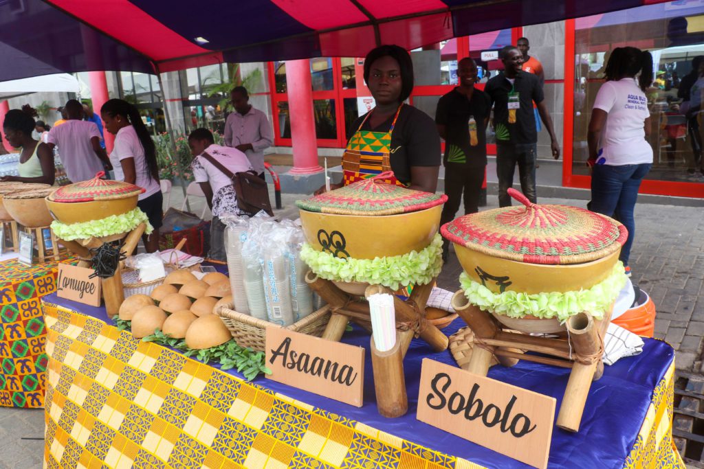 Checkout foods being served at Adom TV’s ‘Fufuo Party’