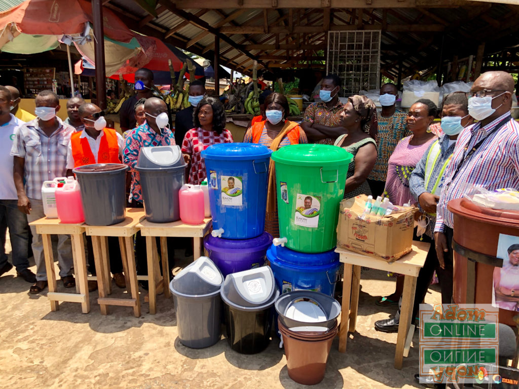 Ayawaso West Wuogon MCE presents preventive-items to market women in Santana Market, Tesano