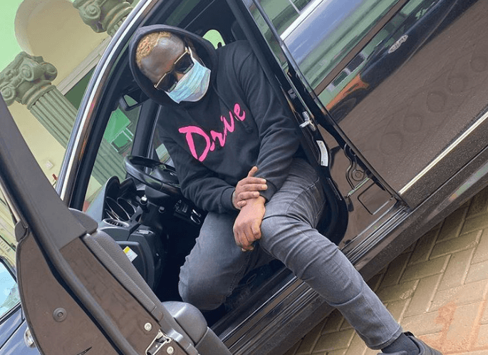 Rapper Medikal protects himself from coronavirus | Photo: @amgmedikal / Instagram