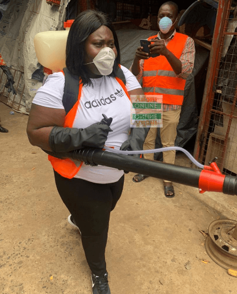 Municipal Chief Executive (MCE) for Ayawaso West, Hon. Sandra Owusu-Ahinkorah leads team to fumigate markets
