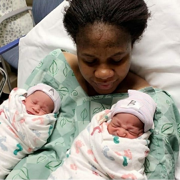 40 year old gives birth to twins