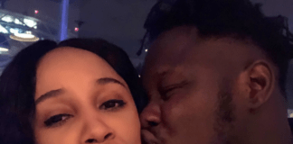 Medikal gives Sister Derby a peck on the cheeks