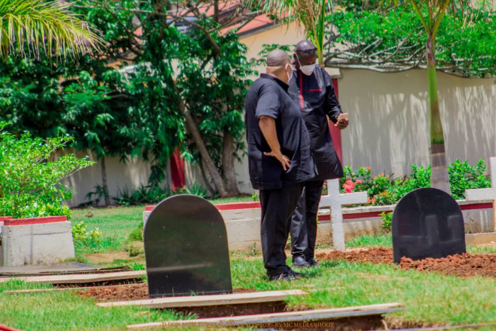 Stonebwoy, Rex Omar, Okraku Mantey, others support Don Tsegah at mother’s funeral