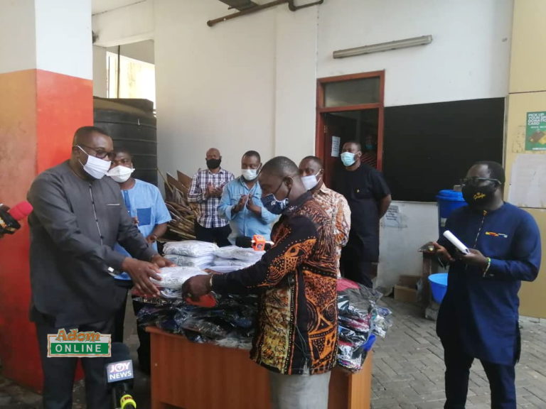 Coronavirus: NDC donates nose masks to driver unions [photos]