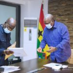 Mahama receives manifesto for December 2020