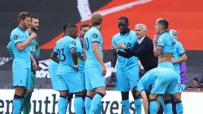 Jose Mourinho of Tottenham Hotspur shouts at his players during the Premier League match between AFC Bournemouth and Tottenham Hotspur at Vitality Stadium Image credit: Getty Images