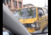 Social media users react to video of Nigerian driver who uses leaves as his car’s wiper [Watch]