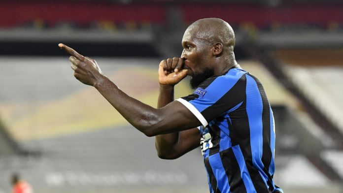 Romelu Lukaku of Inter Milan celebrates after scoring his sides second goal during the UEFA Europa League Quarter Final between FC Internazionale and Bayer 04 Leverkusen at Merkur Spiel-Arena on August 10, 2020 in Duesseldorf, Germany. Image credit: Getty Images