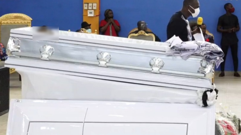 Badu Kobi, Obofour, others at final funeral rites of ‘Apraku My Daughter’  [Photos]