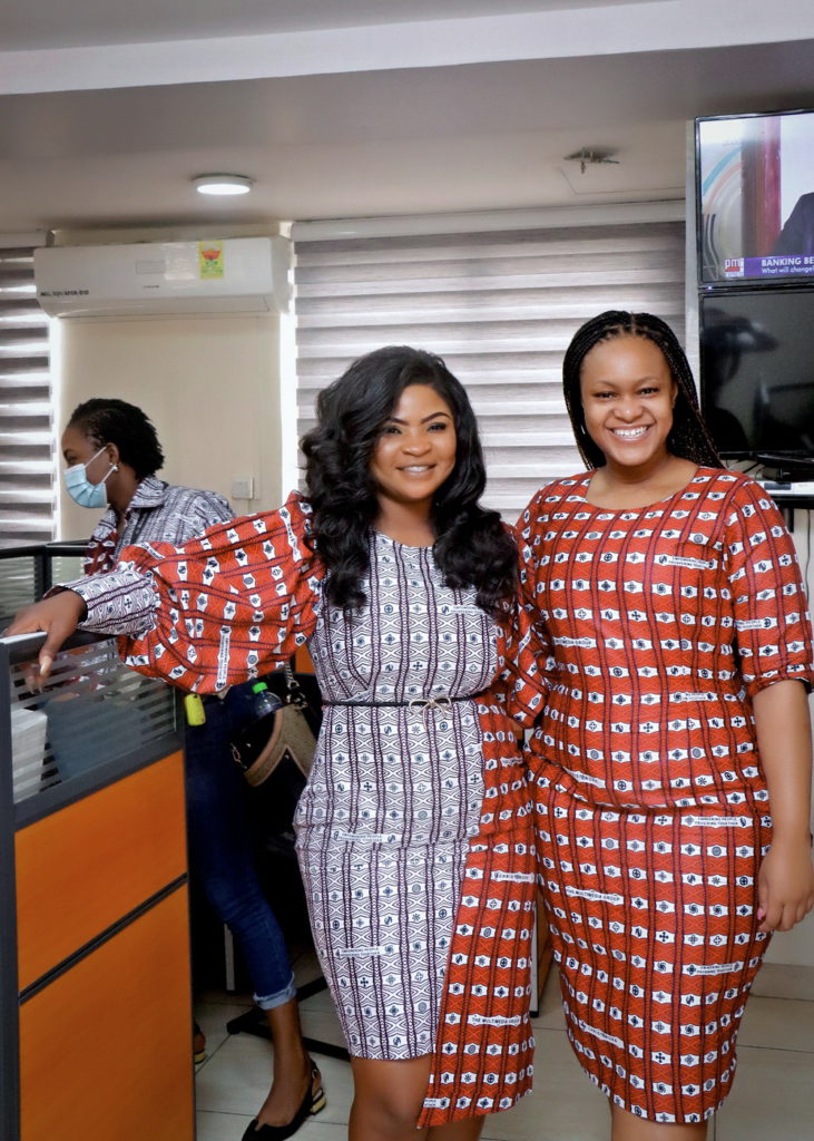 100 photos from the unveiling of Multimedia's 25th anniversary cloth