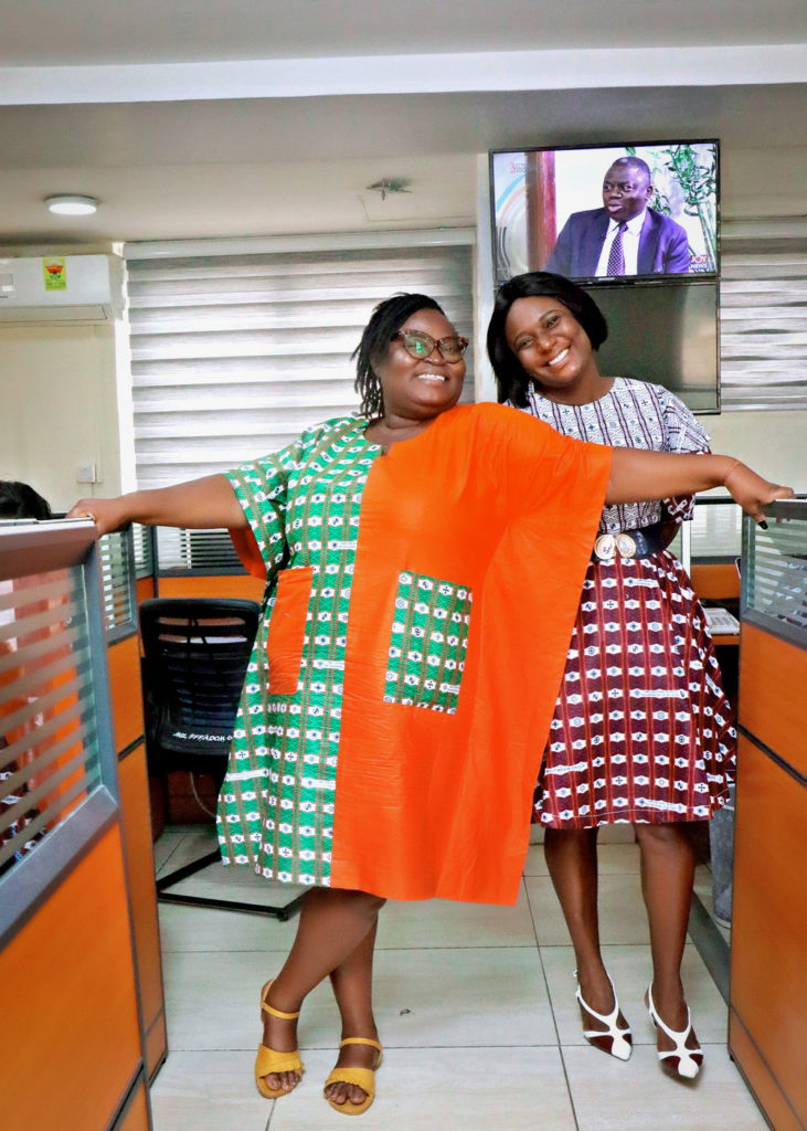 100 photos from the unveiling of Multimedia's 25th anniversary cloth