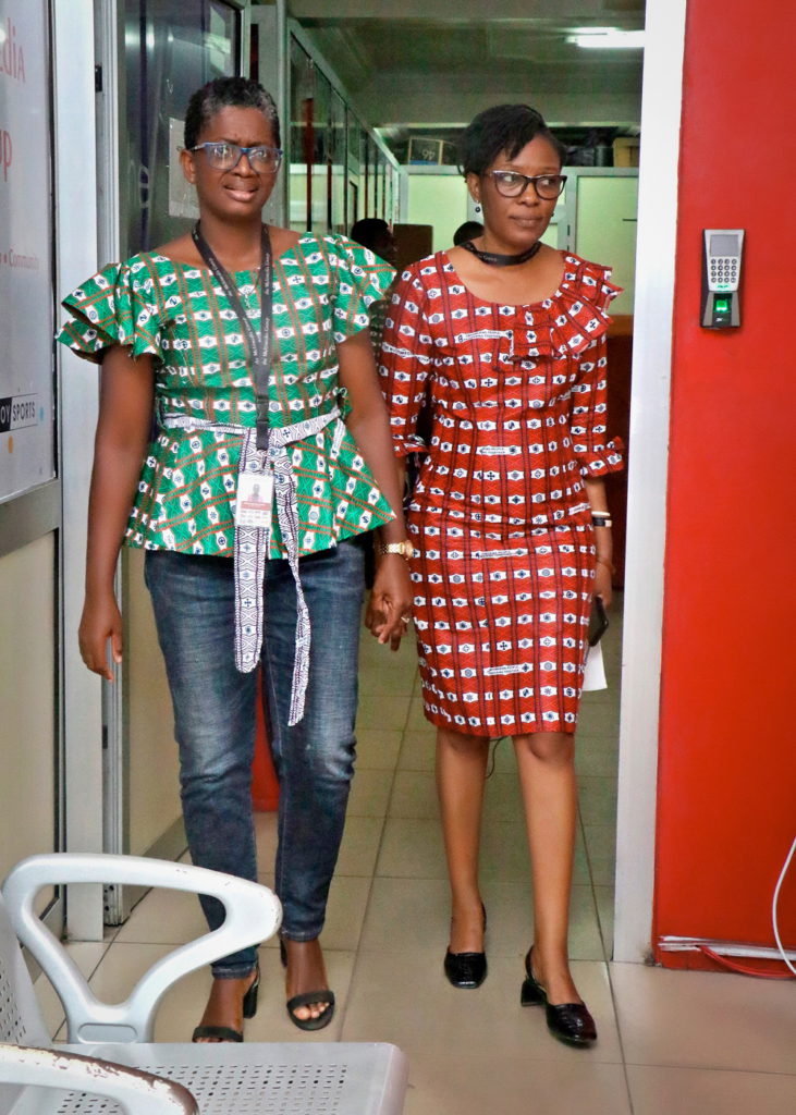 100 photos from the unveiling of Multimedia's 25th anniversary cloth