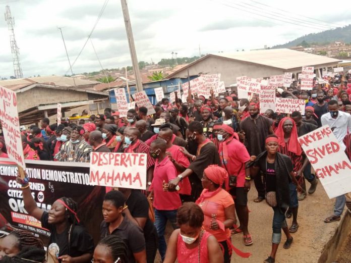 Chiefs, residents of Akyem State demonstrate against Mahama
