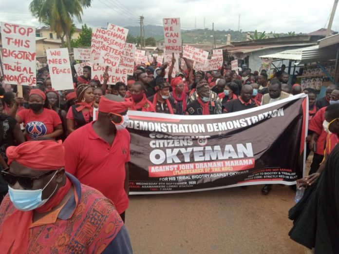 Chiefs, residents of Akyem State demonstrate against Mahama