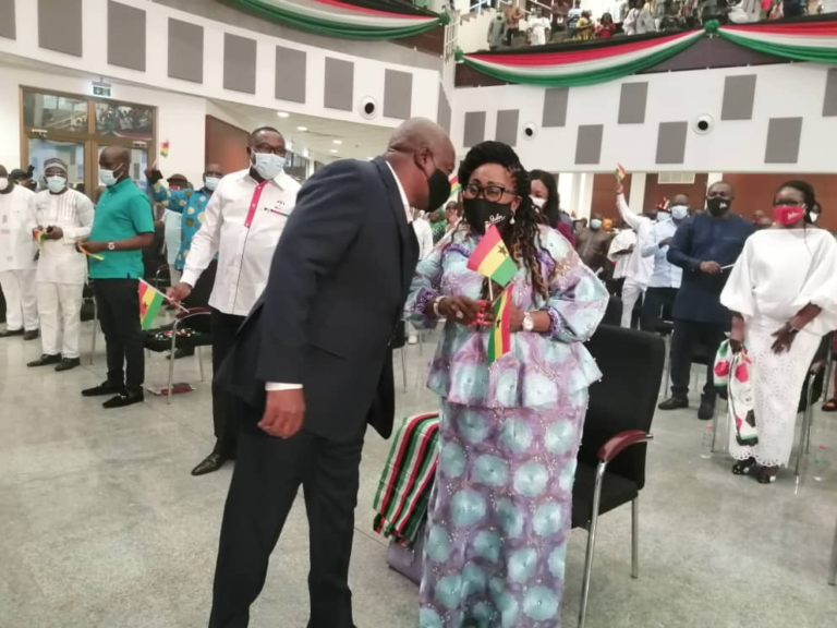 Ghanaians drool over latest photo of John Mahama and wife Lordina