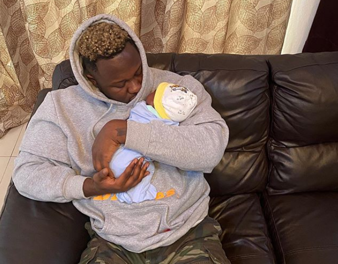 Medikal and his daughter Island Frimpong