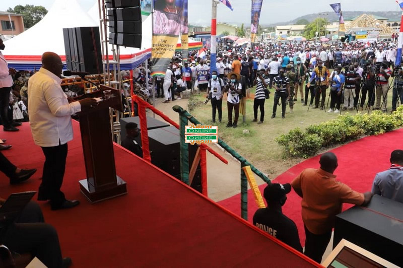 Akufo-Addo unveils statue of first MP for Ablekuma West constituency