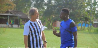 Asmaoah Gyan with Legon Cities coach